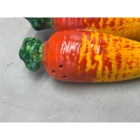 vintage carrot salt pepper shaker yellow orange 1 piece made in Japan 4.5" READ - Picture 3 of 10